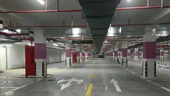 蘇州道路劃線分析，環(huán)氧地坪施工時地面油漬污垢解決的方法？