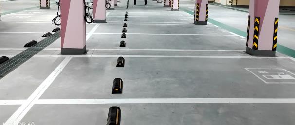 合肥車位劃線解析，地下車庫(kù)減速帶設(shè)置原則？